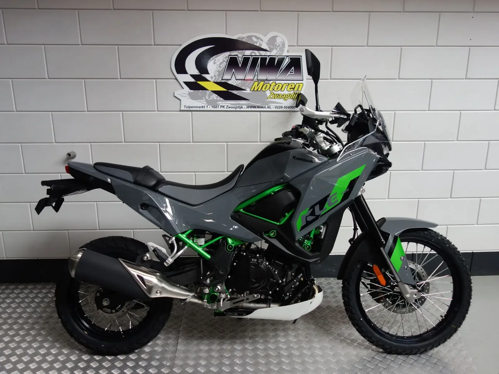 Kawasaki KLE500 SE (2026) — foto 1