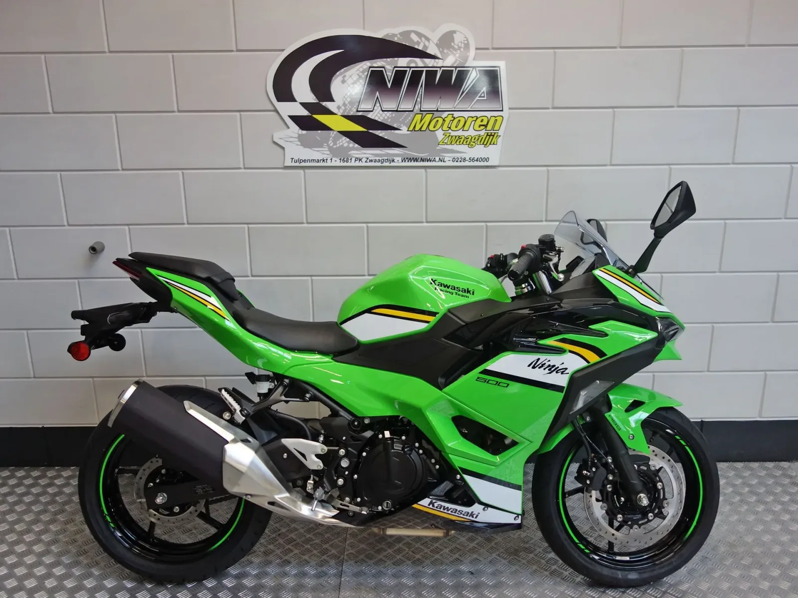 Kawasaki Ninja 500 (2025) — foto 1