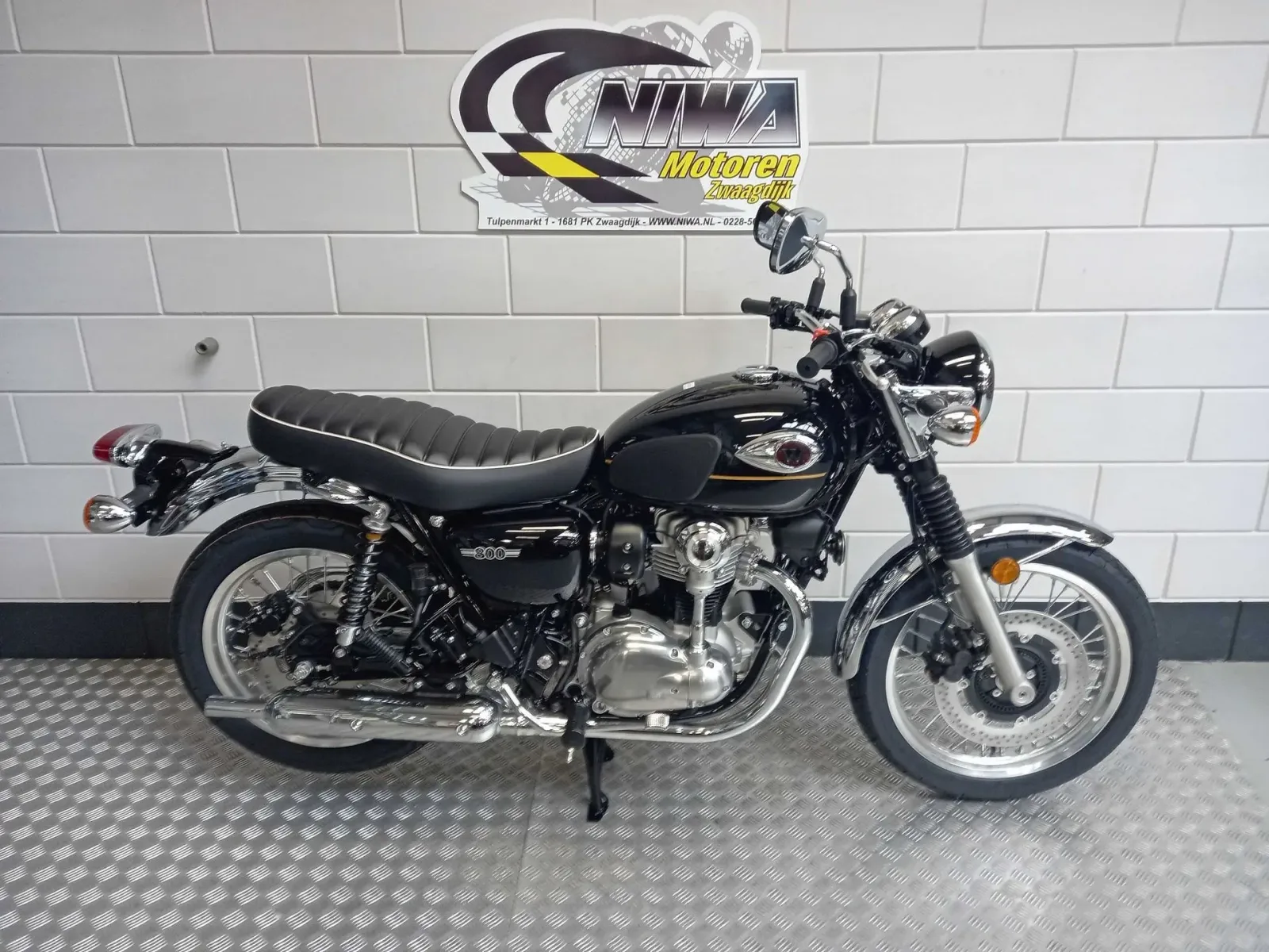 Kawasaki W800 (2026) — foto 1