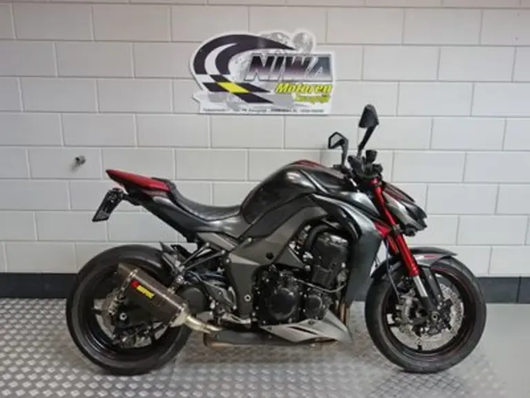 Kawasaki Z1000 (2016) — foto 1