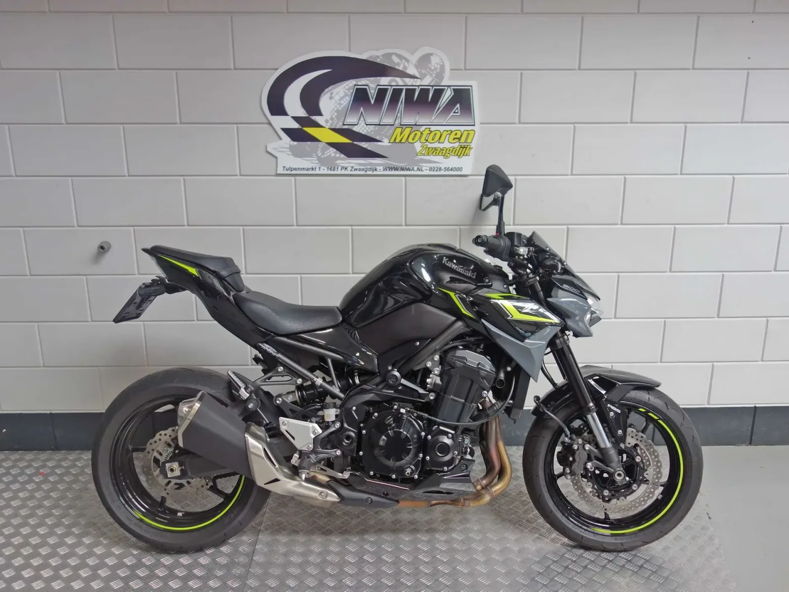 Kawasaki Z900 (2024) — foto 1