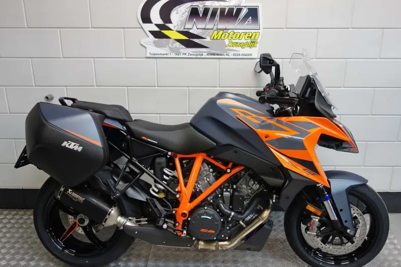 KTM 1290 Super Duke GT (2024)