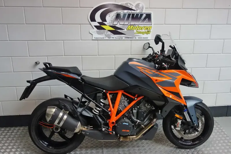 KTM 1290 Super Duke GT (2024)