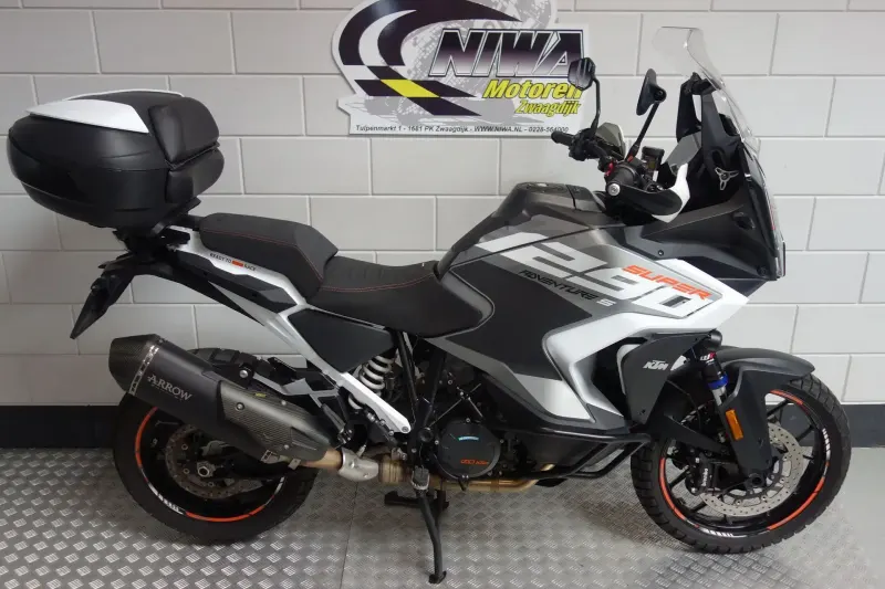 KTM 1290 Super Adventure S (2023)