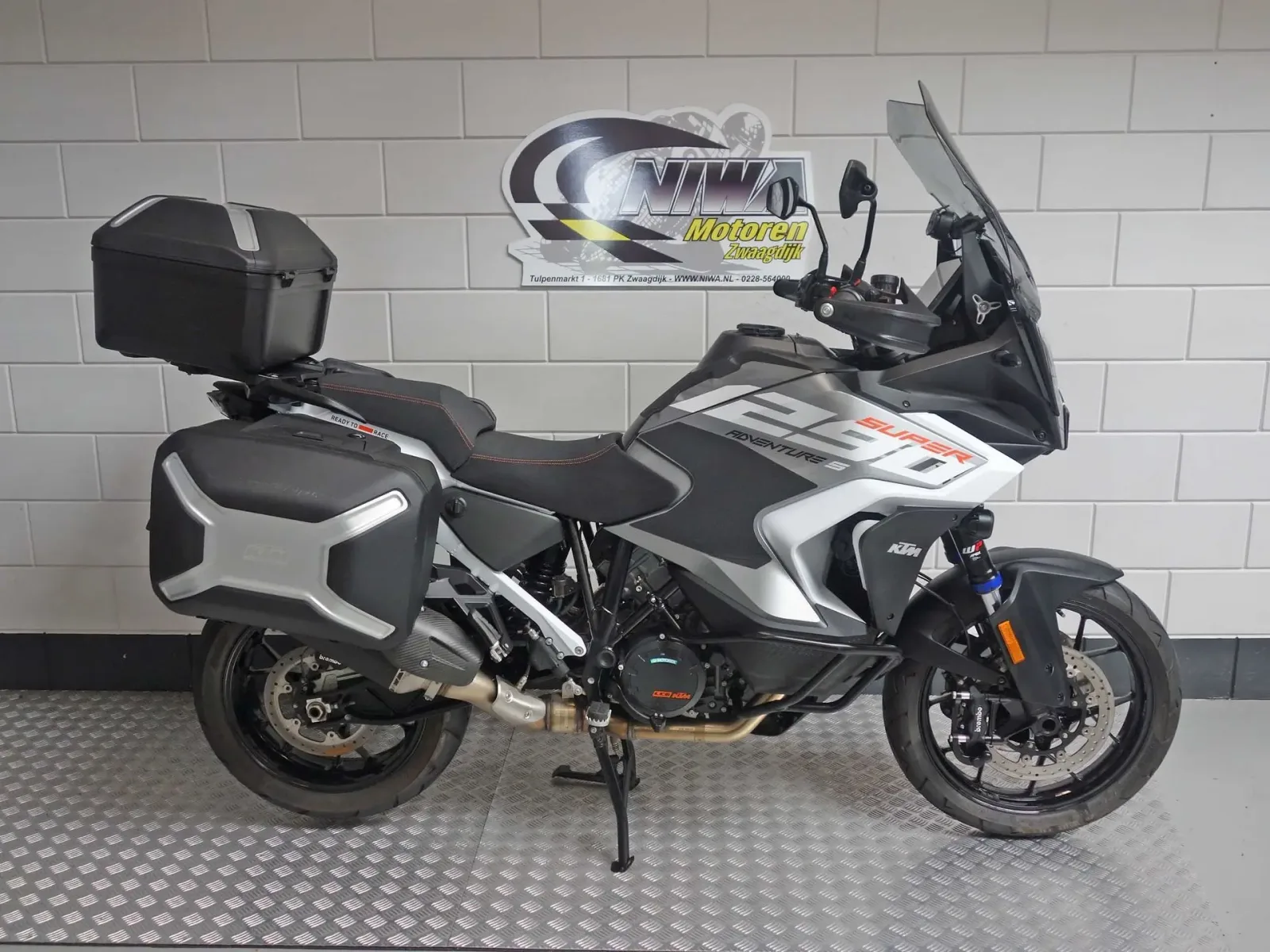 KTM 1290 Super Adventure S (2024) — foto 1