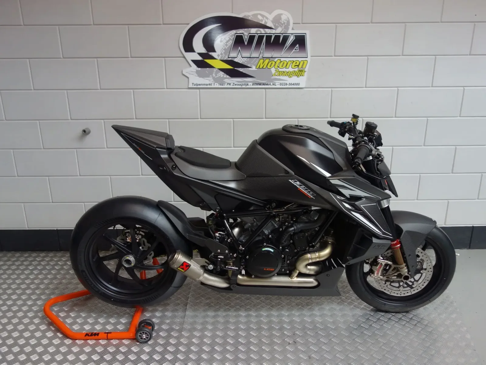 KTM Super Duke 1390 (2026) — foto 1