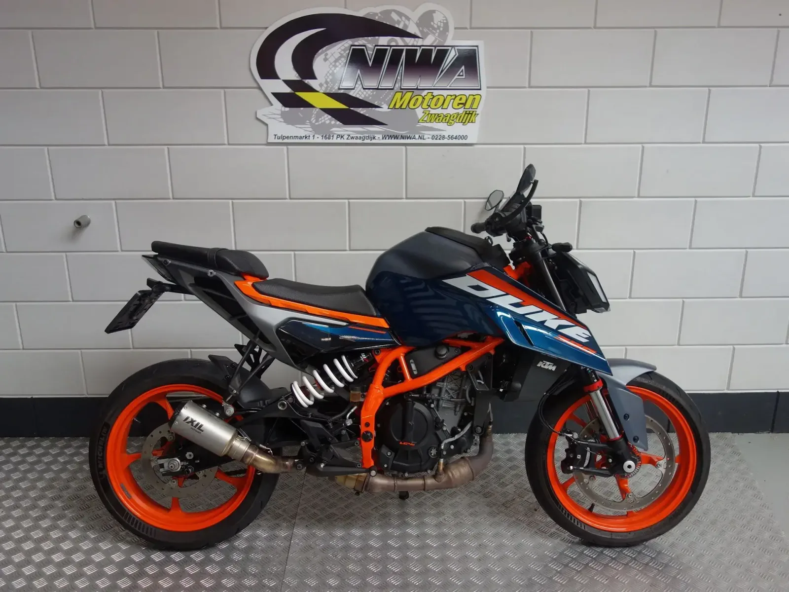 KTM 390 Duke (2024) — foto 1