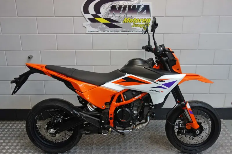 KTM 390 SMC R (2026)