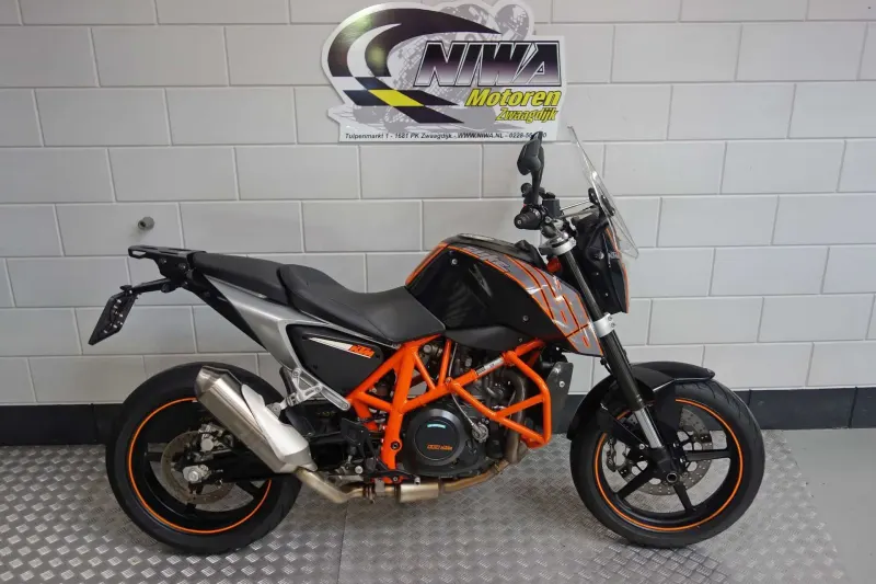 KTM 690 Duke (2012)
