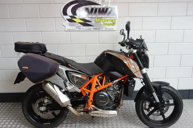 KTM 690 Duke (2012)