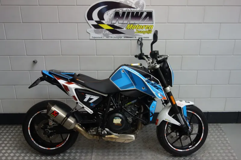 KTM 690 Duke (2016)