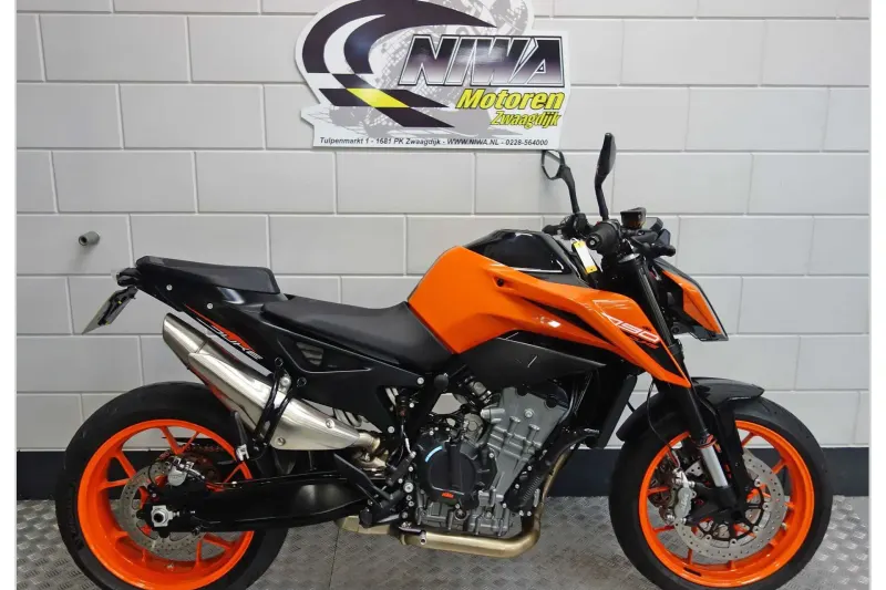 KTM 790 Duke (2021)