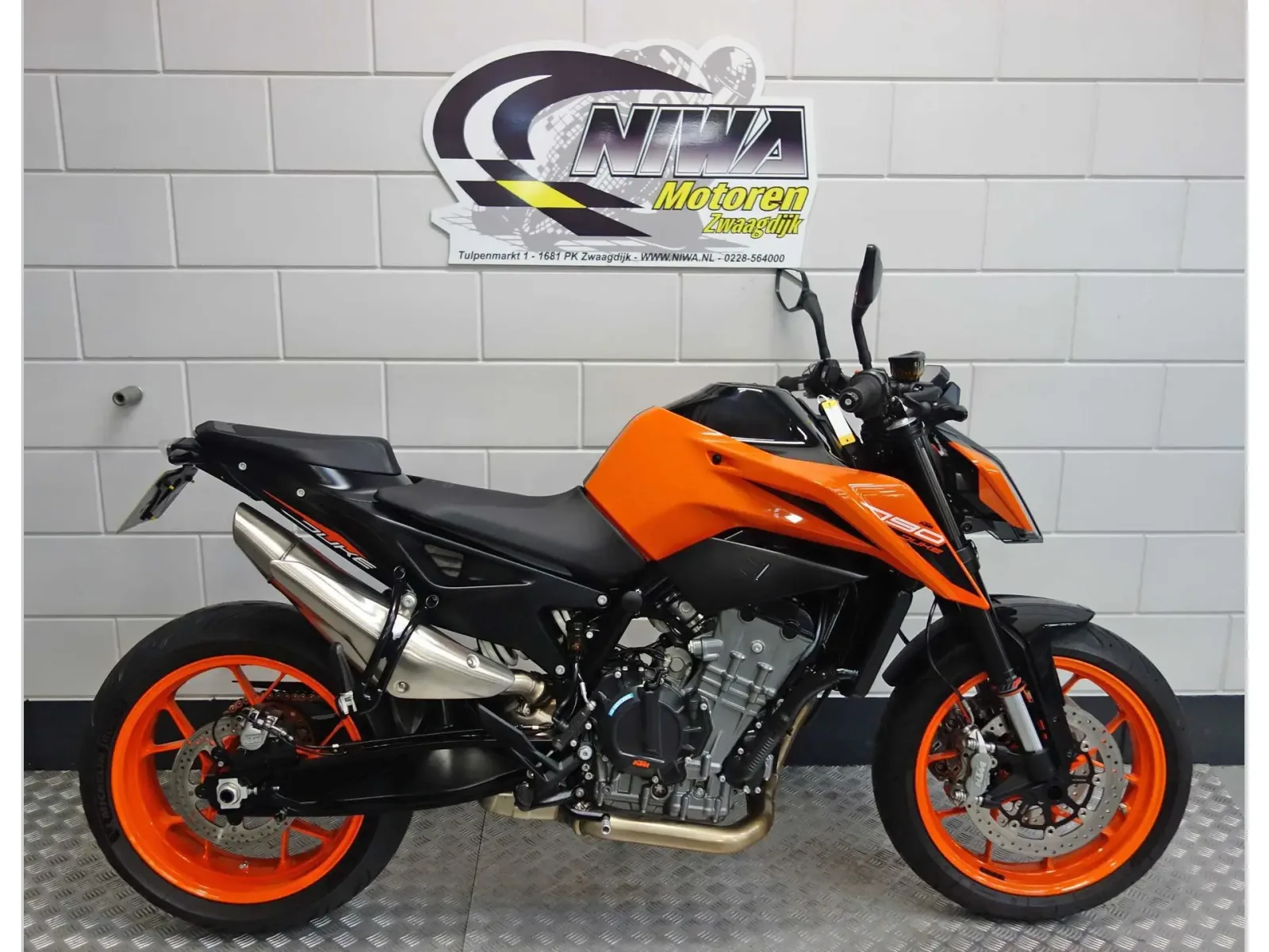 KTM 790 Duke (2021) — foto 1