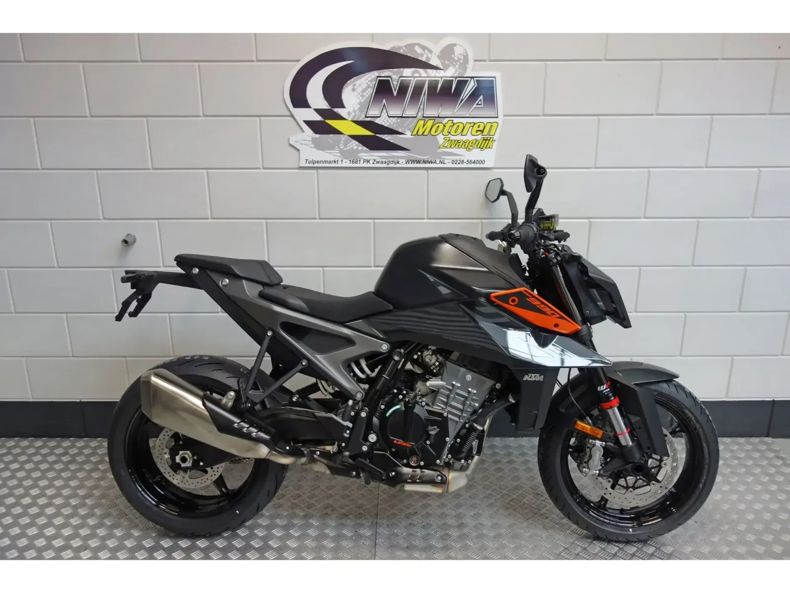KTM 990 Duke (2025) — foto 1