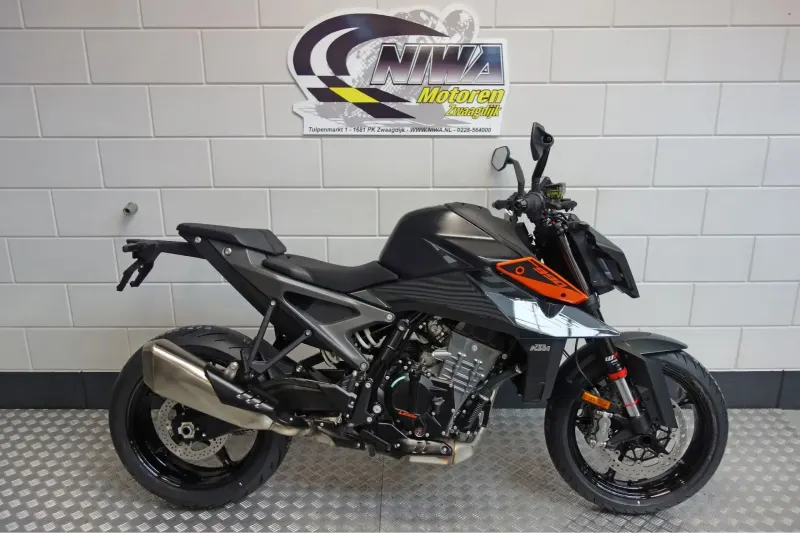 KTM 990 Duke (2025)