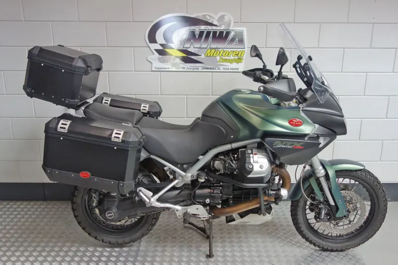 Moto Guzzi Stelvio (2013)