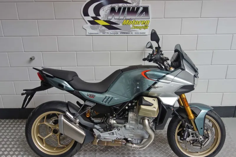 Moto Guzzi V100 Mandello (2026)