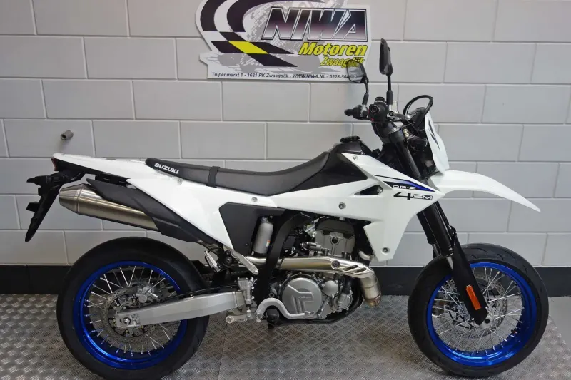 Suzuki DR Z4SM (2026)