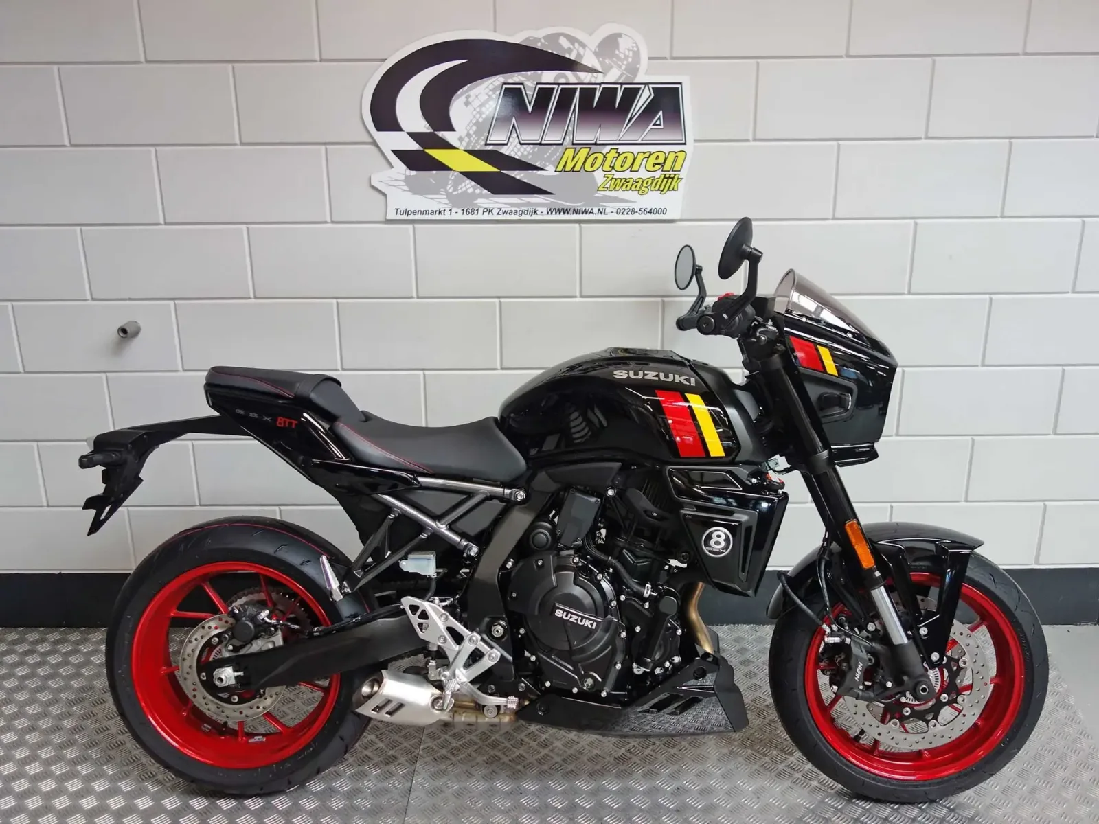 Suzuki GSX-8TT (2026) — foto 1