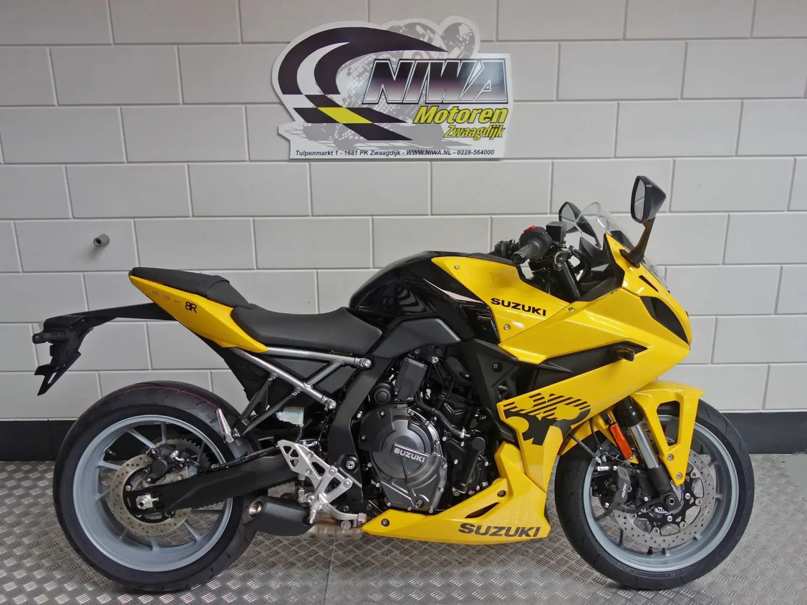 Suzuki GSX-8R (2026) — foto 1