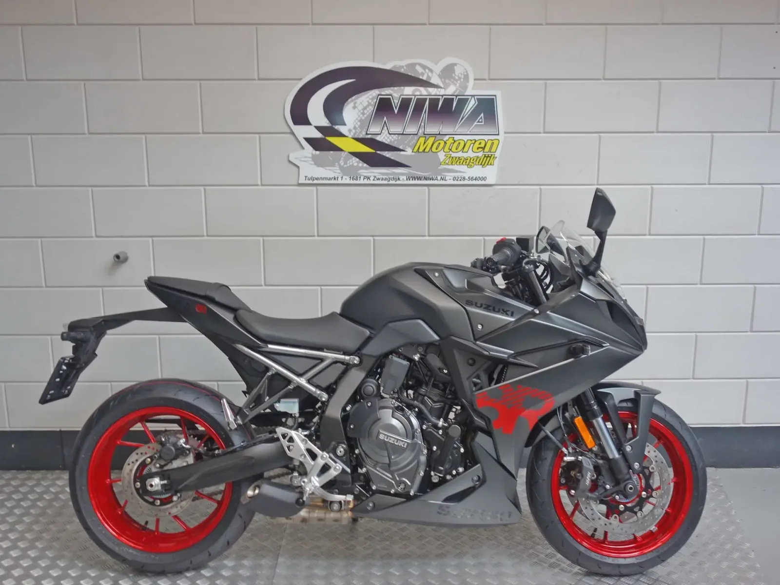 Suzuki GSX-8R (2026) — foto 1