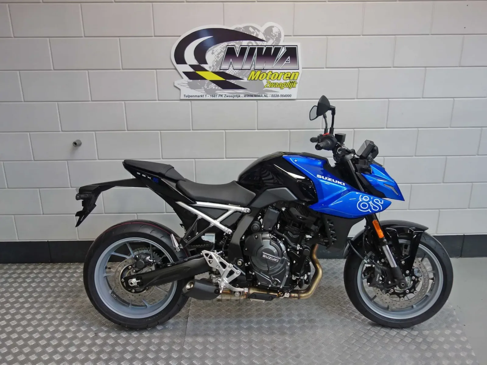 Suzuki GSX-8S (2026) — foto 1