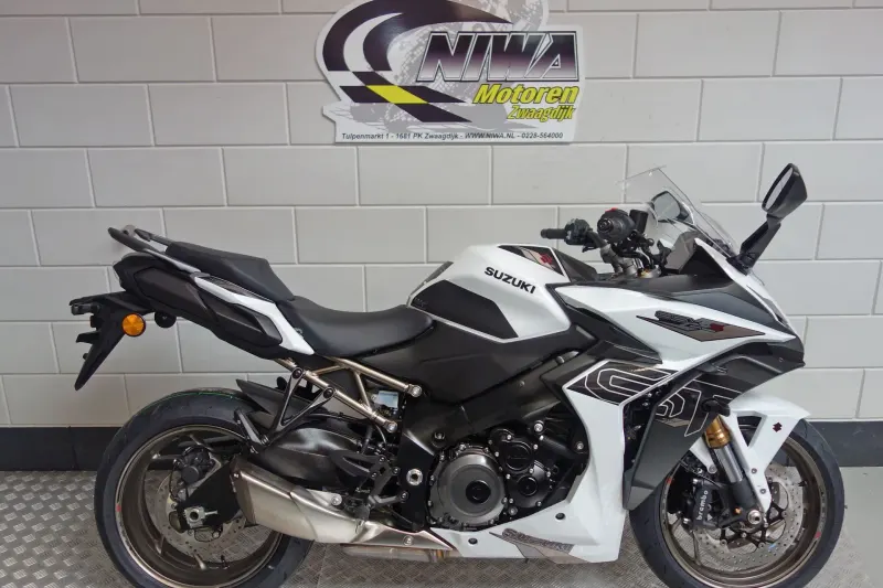 Suzuki GSX-S1000GT (2026)