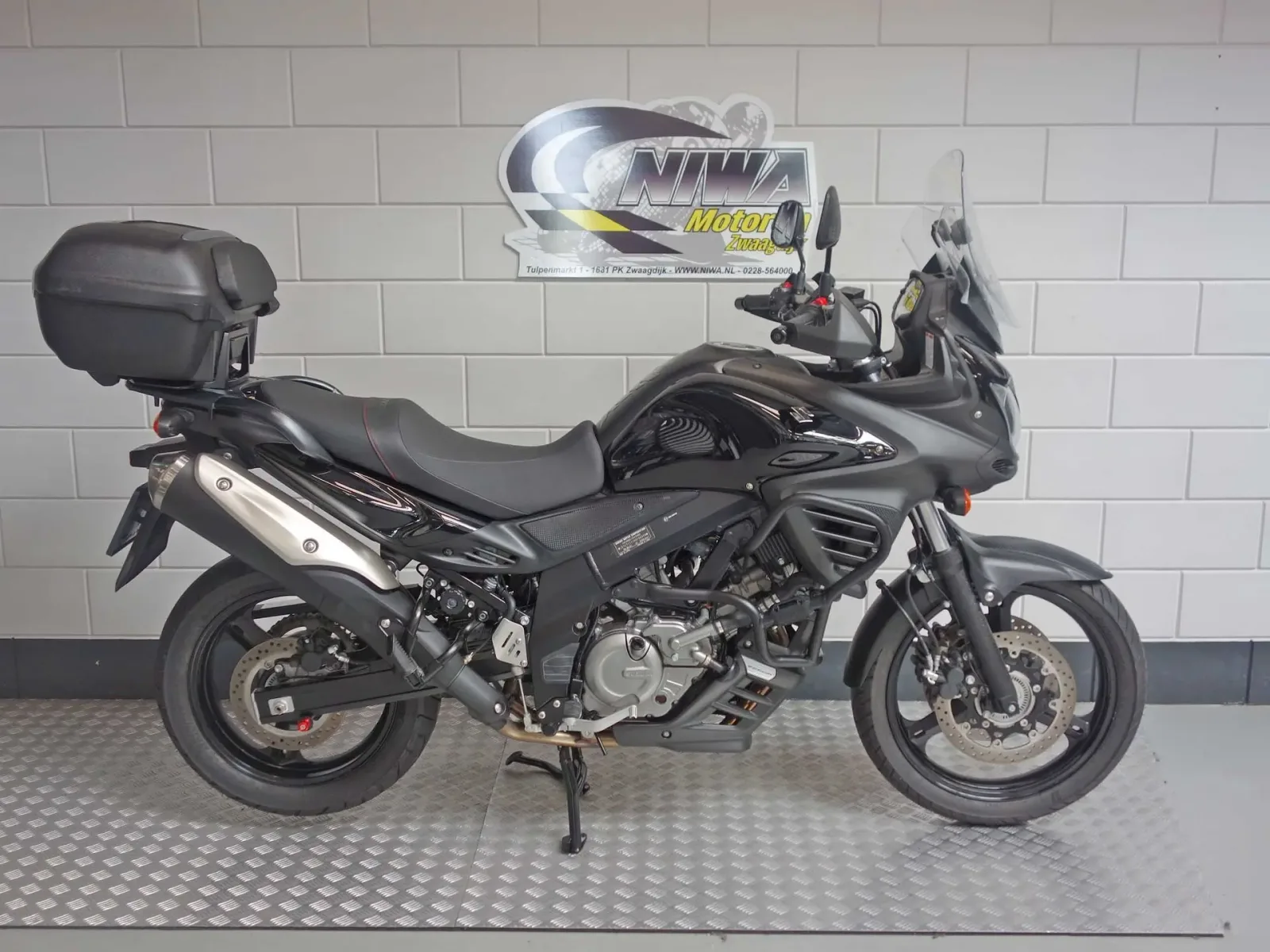 Suzuki V-Strom (2011) — foto 1