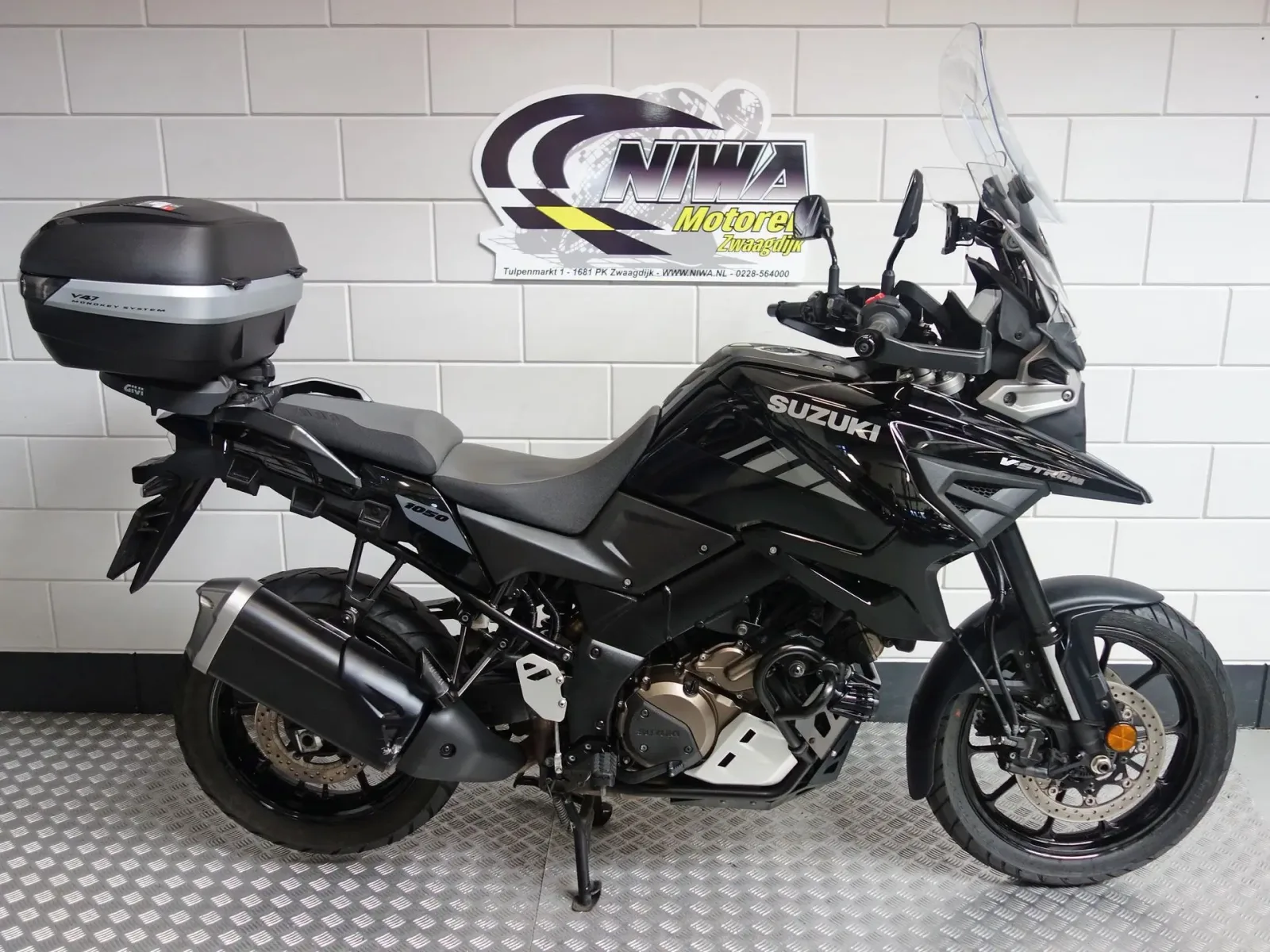 Suzuki V-Strom (2021) — foto 1