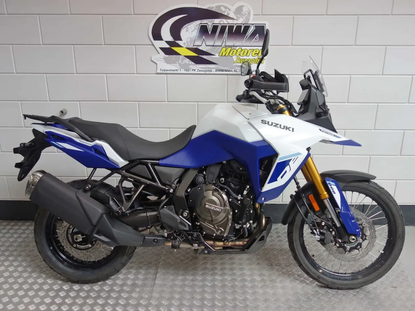 Suzuki V-Strom 800 DE (2026) — foto 1