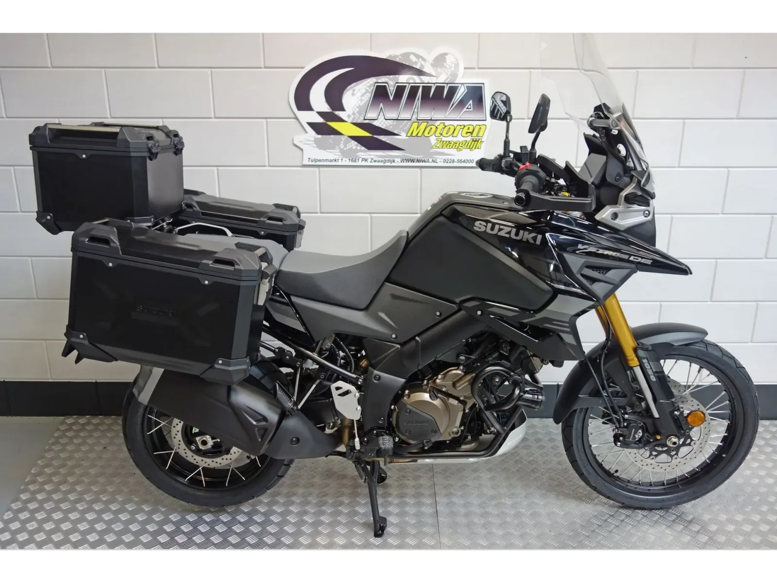 Suzuki V-Strom 1050DE (2026) — foto 1