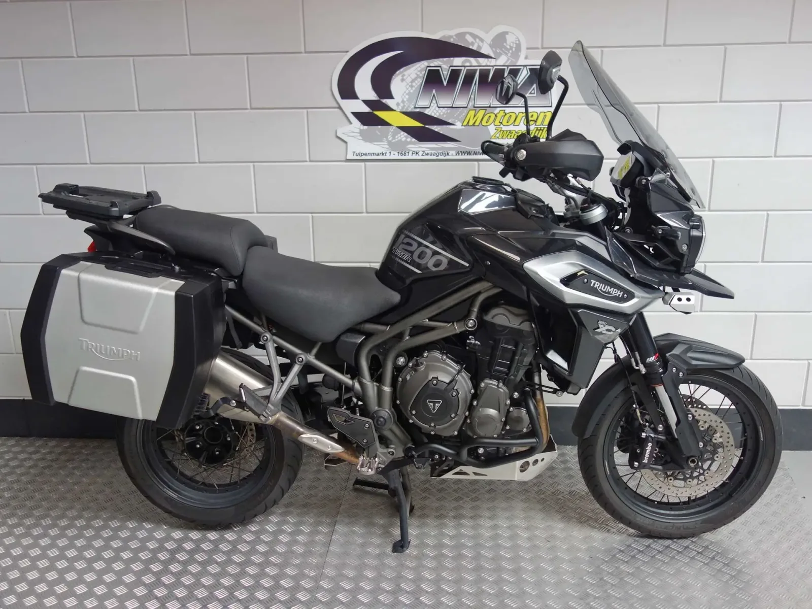 Triumph Tiger 1200 Explorer XCA (2019) — foto 1