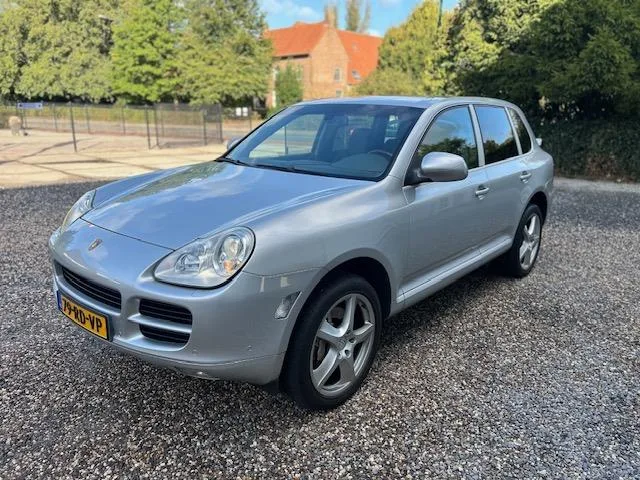 Porsche Cayenne (2005) — foto 1