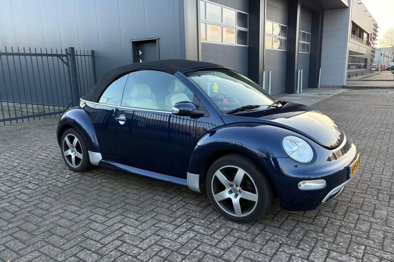 Volkswagen New Beetle (2006)