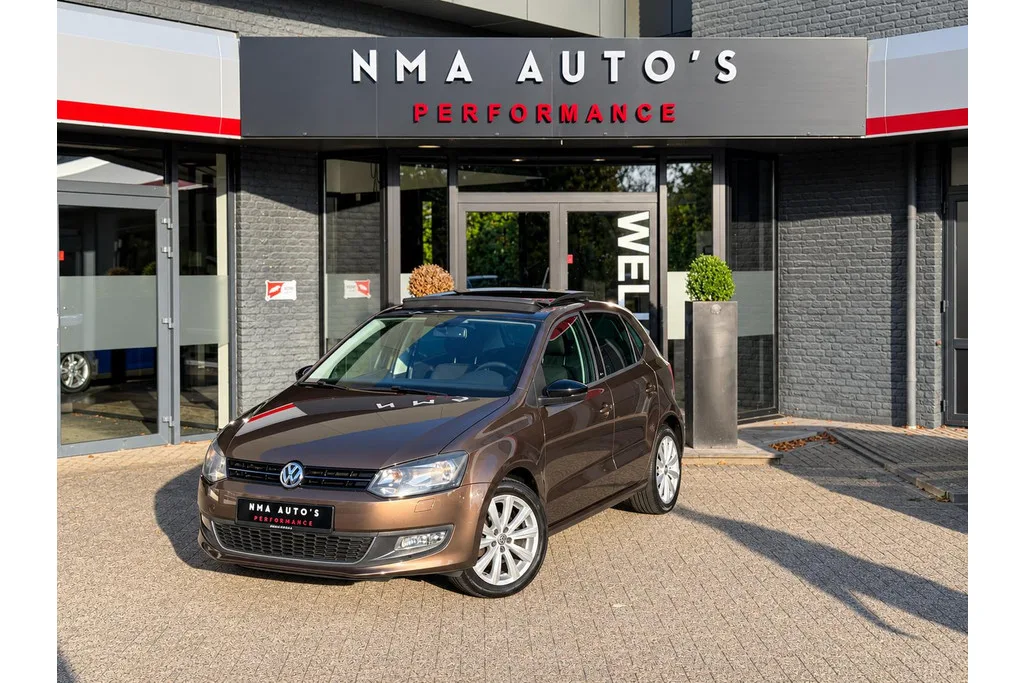 Volkswagen Polo (2011) — foto 1