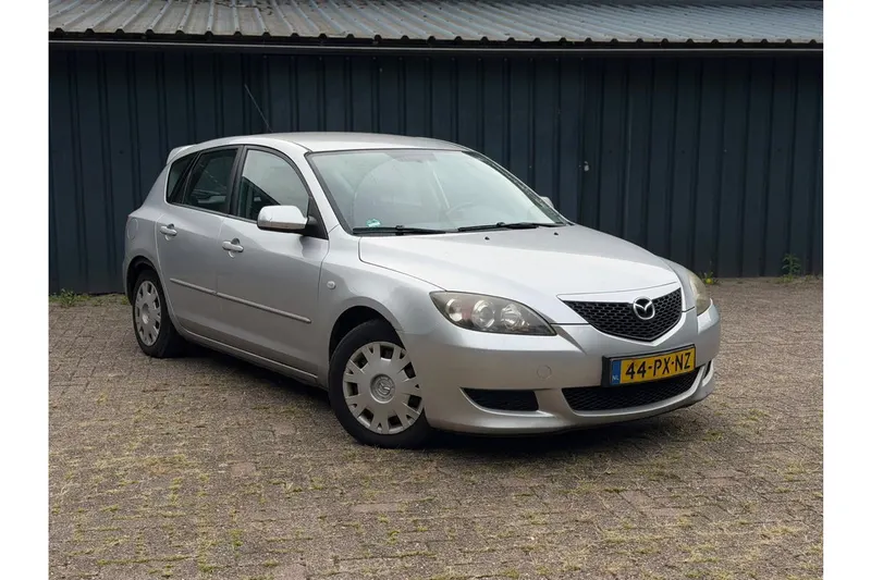 Mazda 3 (2005)
