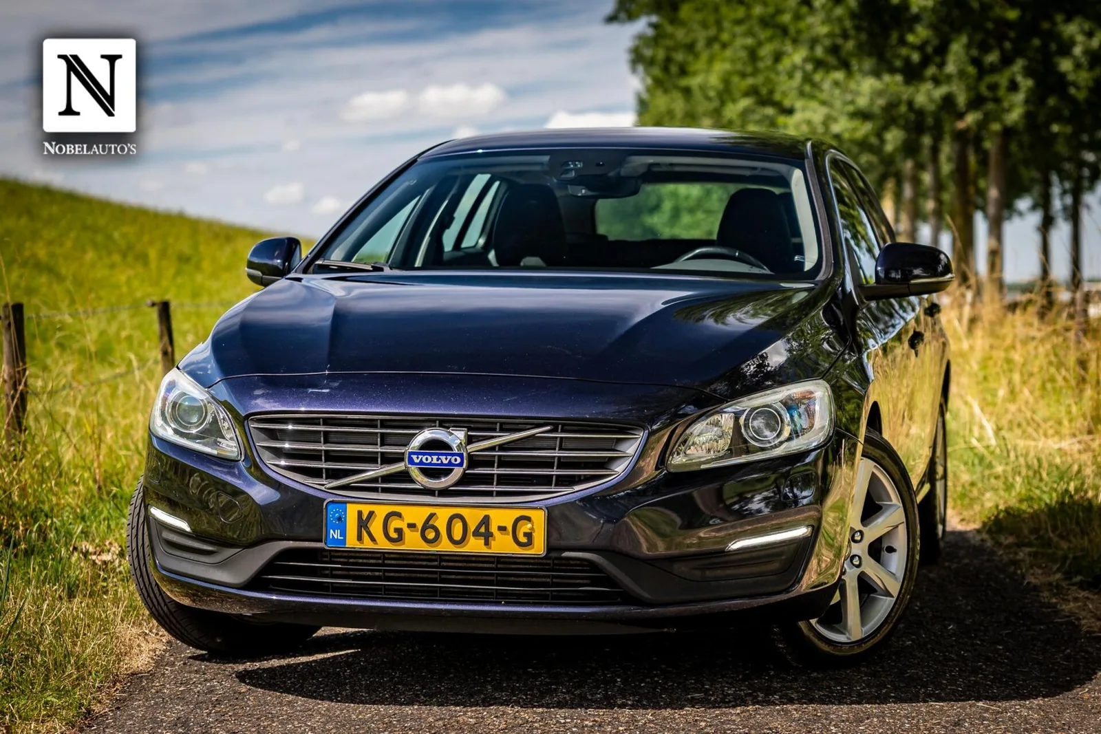 Volvo V60 (2016) — foto 1