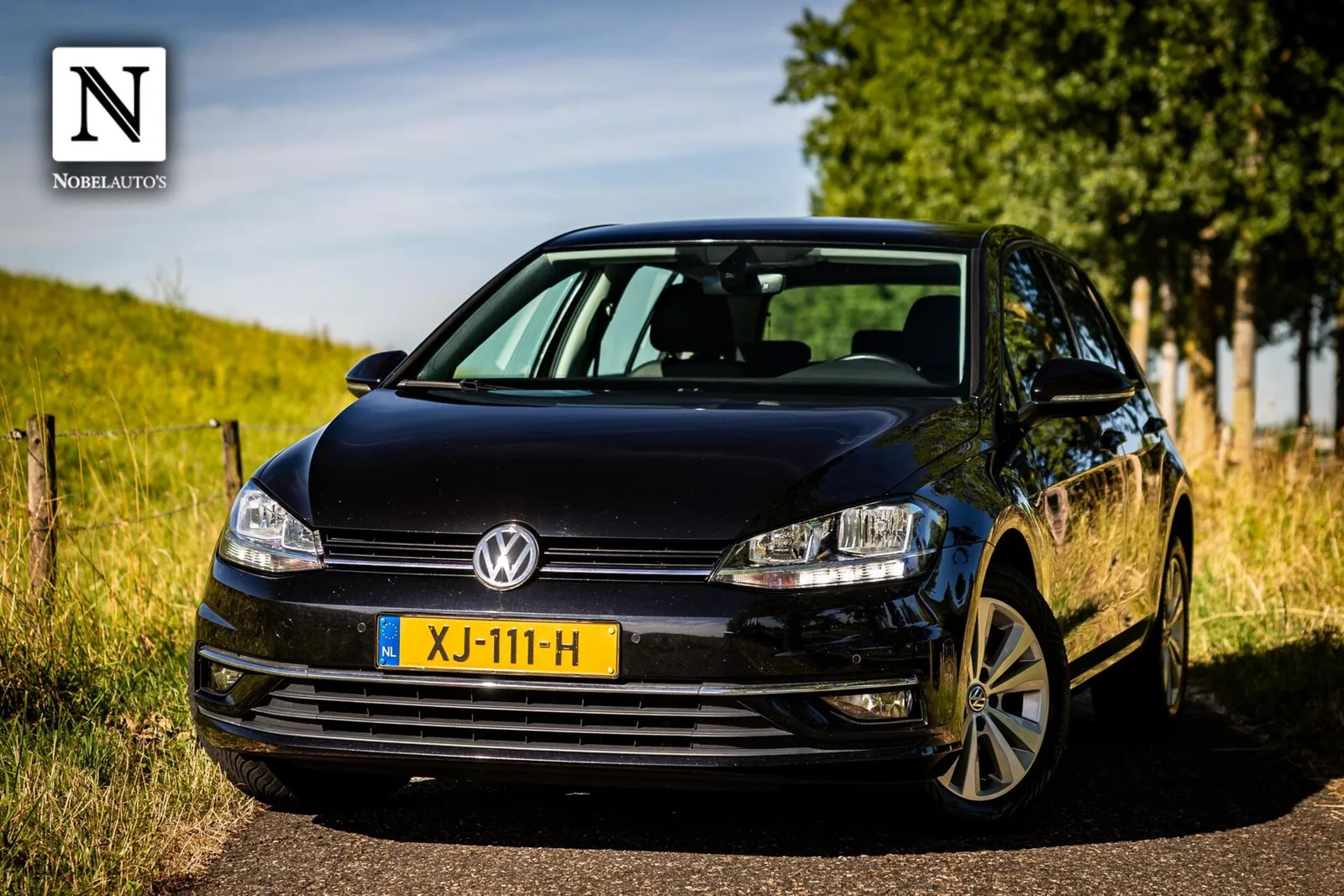 Volkswagen Golf (2019) — foto 1