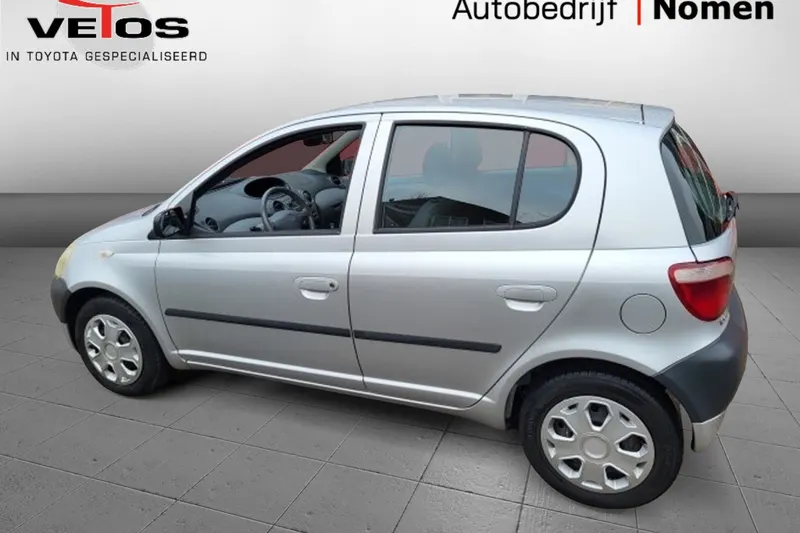 Toyota Yaris (2001)