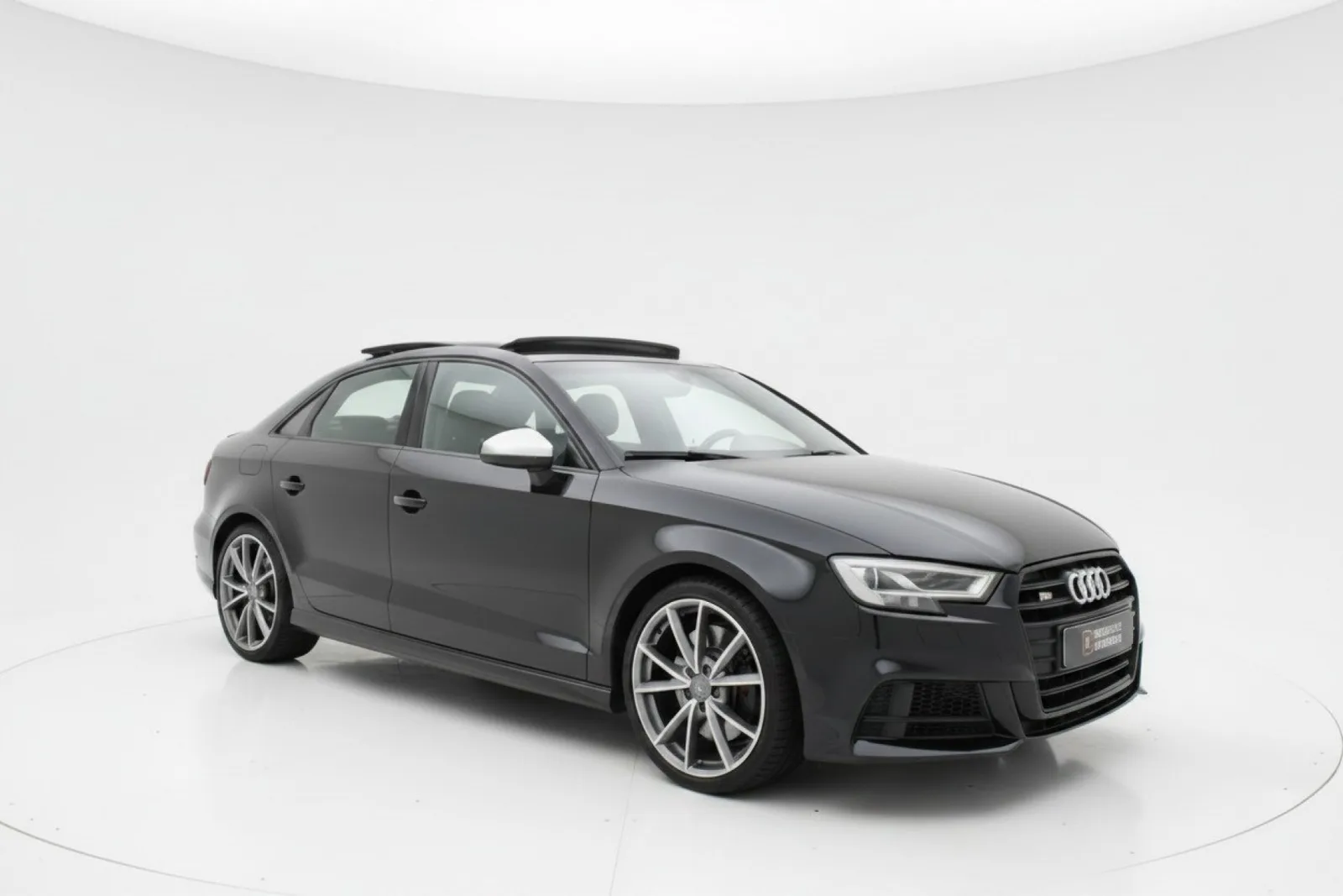 Audi S3 (2017) — foto 1