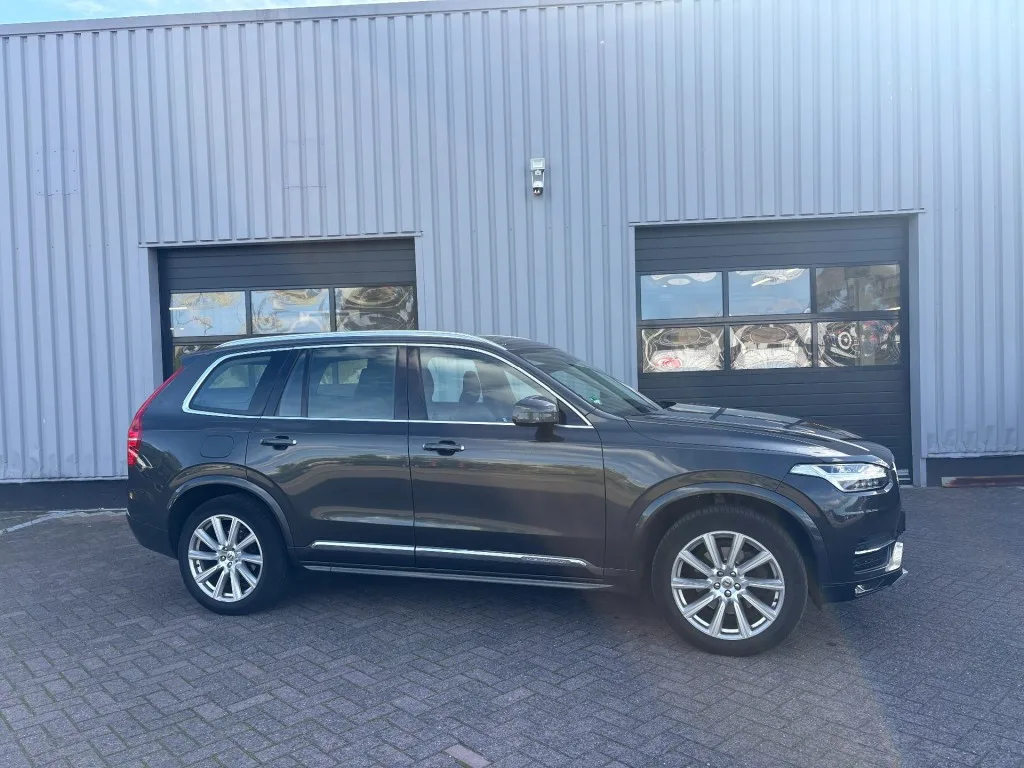 Volvo XC90 (2019) — foto 1
