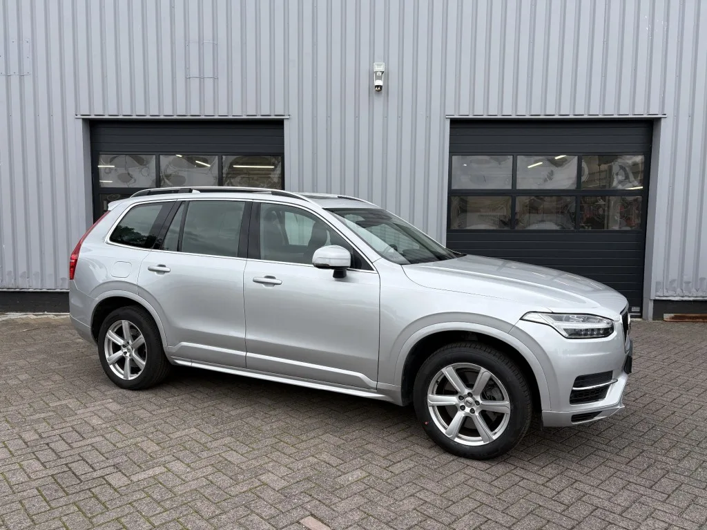 Volvo XC90 (2018) — foto 1