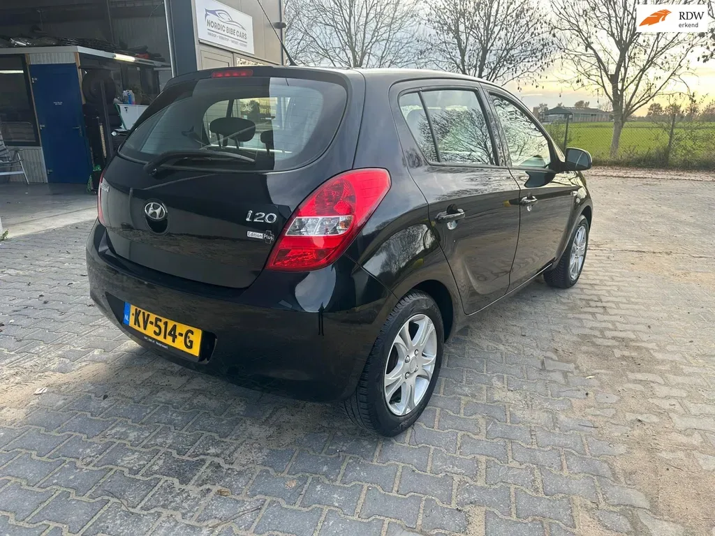 Hyundai i20 (2010) — foto 1