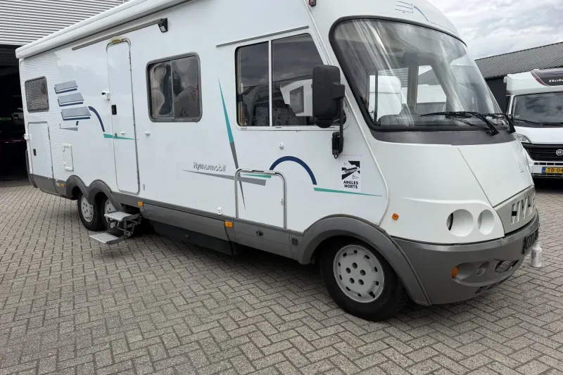 Hymer B 694 (2001)