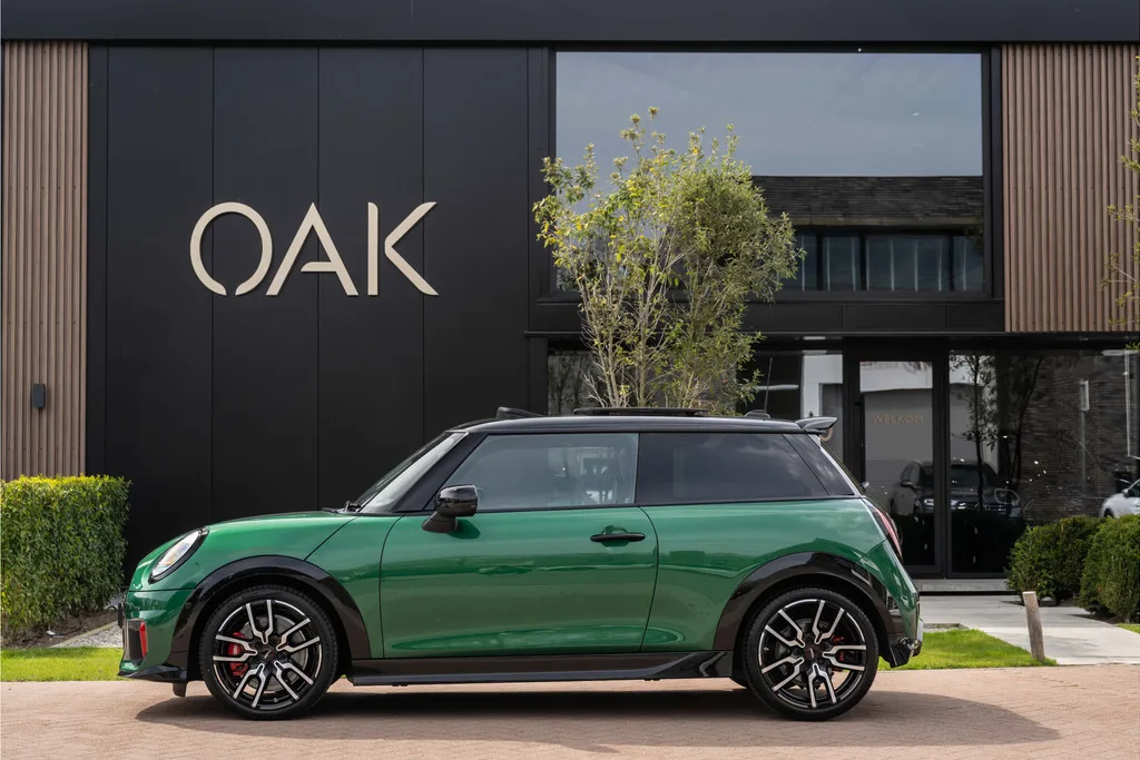 MINI John Cooper Works (2025) — foto 1