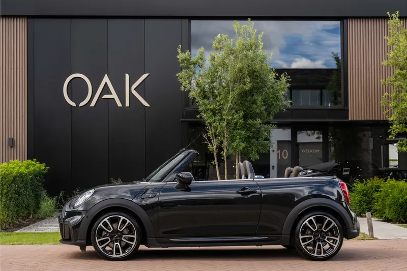 MINI Cooper S (2023)