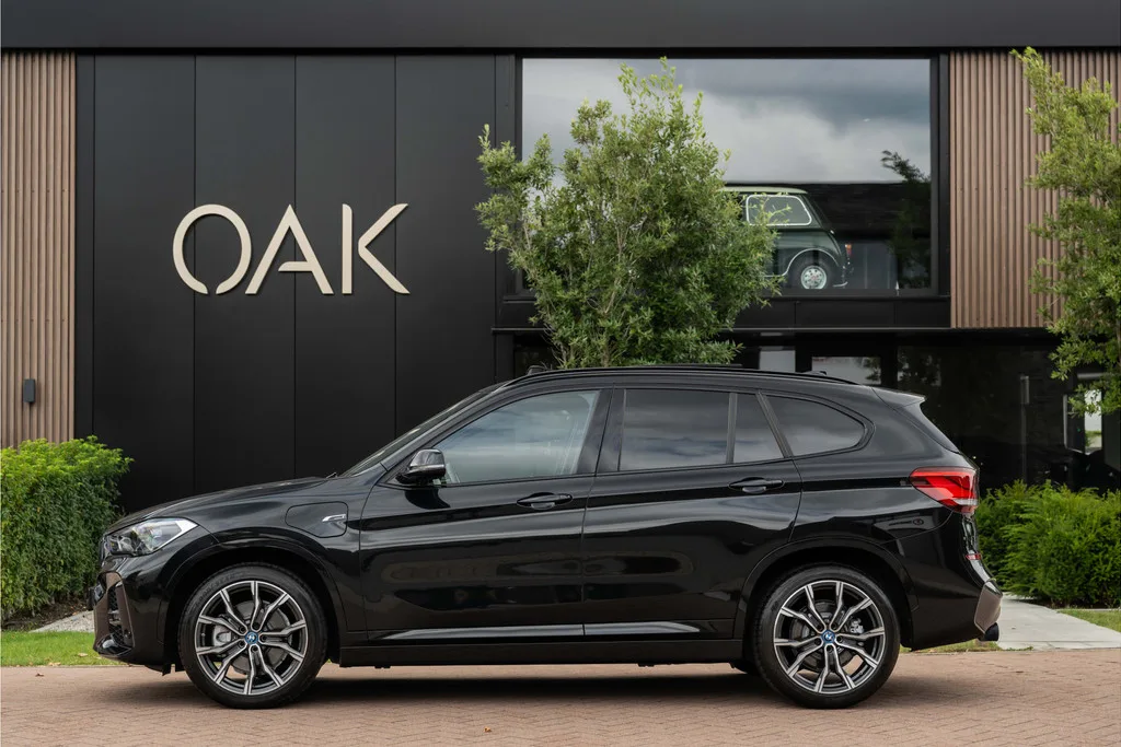 BMW X1 (2022) — foto 1