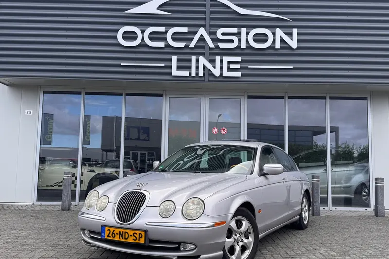 Jaguar S-Type (2000)