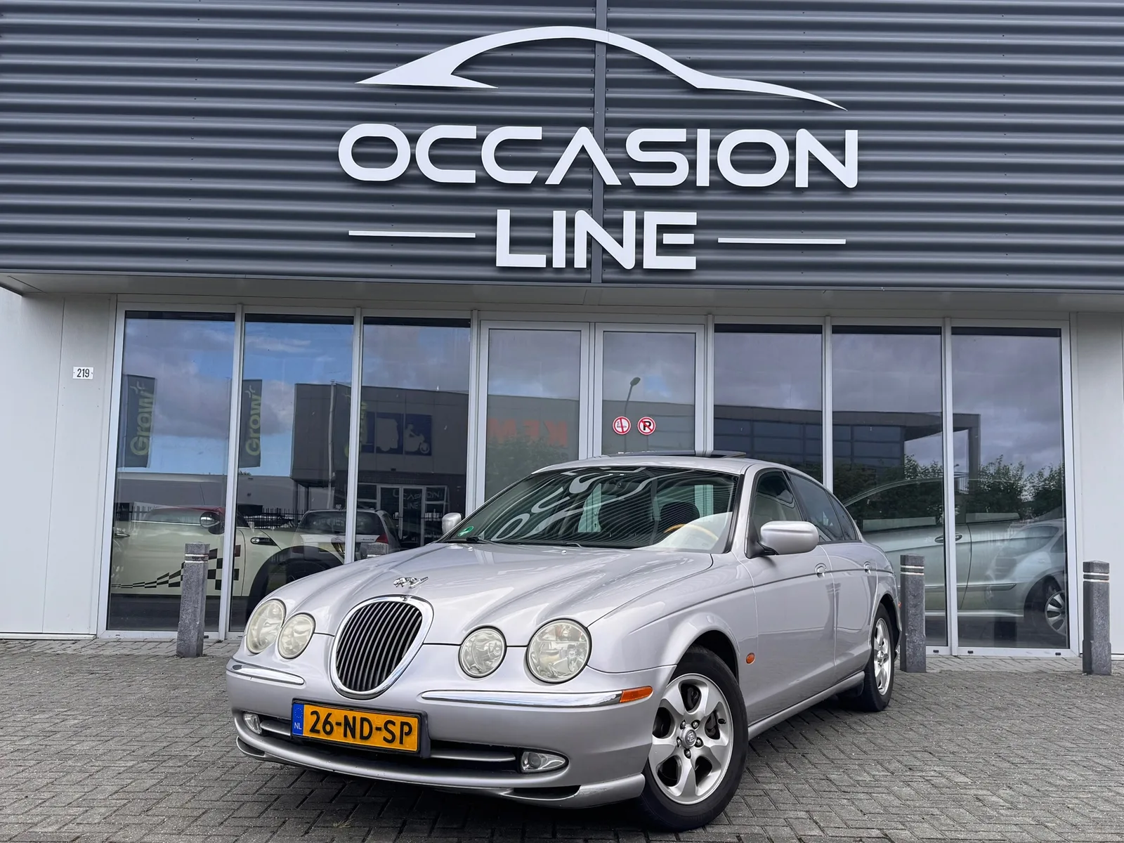 Jaguar S-Type (2000) — foto 1