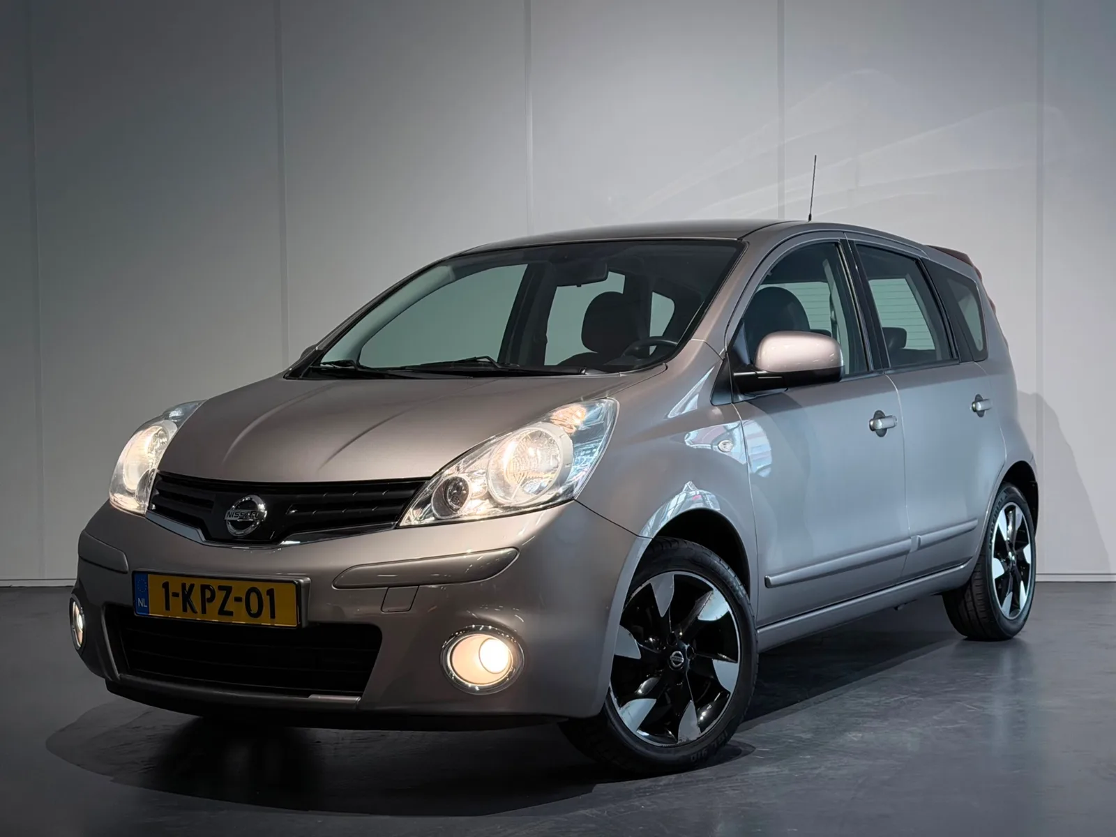 Nissan Note (2012) — foto 1